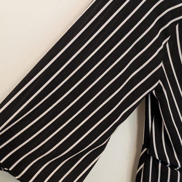 Stripped, light dress (Size S) - Picture 3 of 4